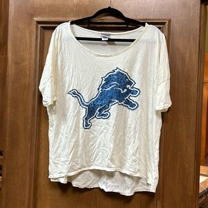 Vintage lions t shirt